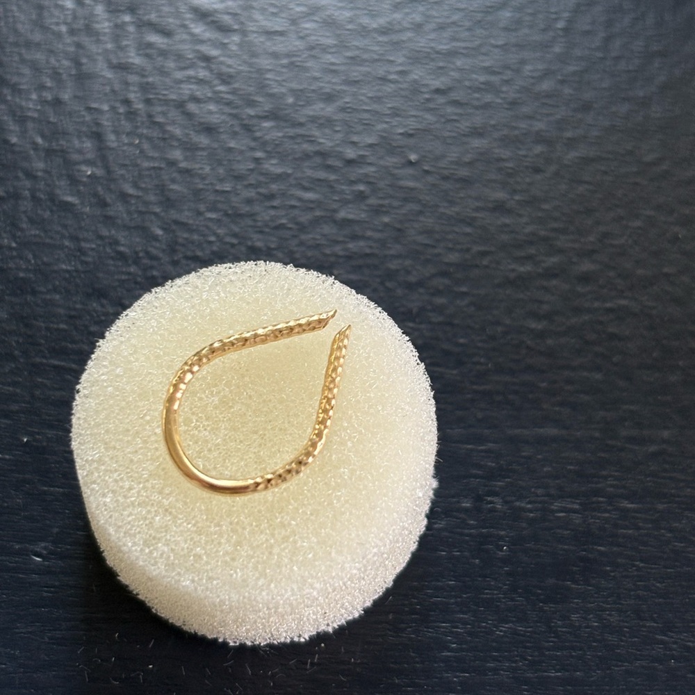 Gold Teardrop septum ring BVLA